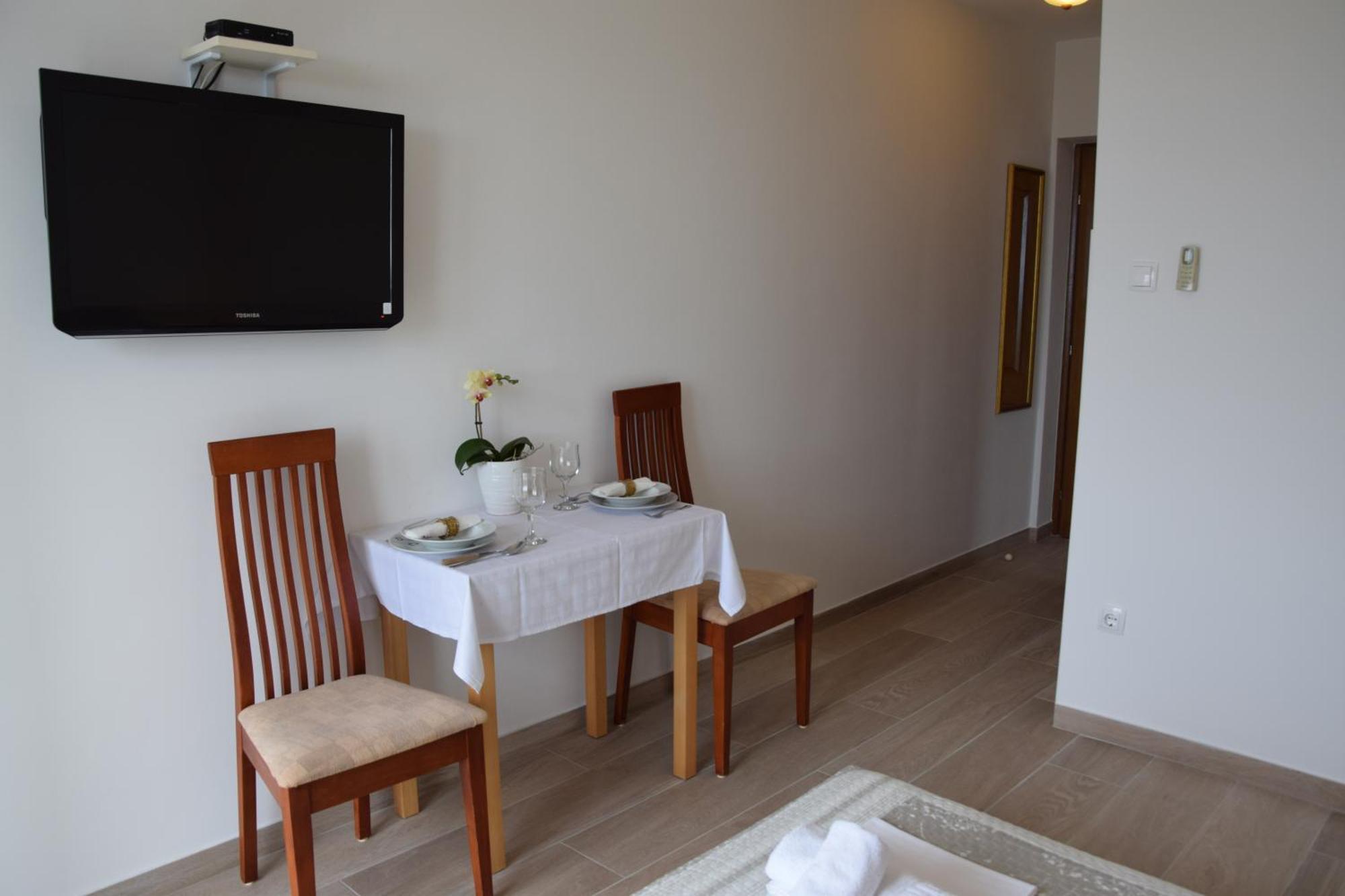 Apartments Saric Baška Voda Exterior foto