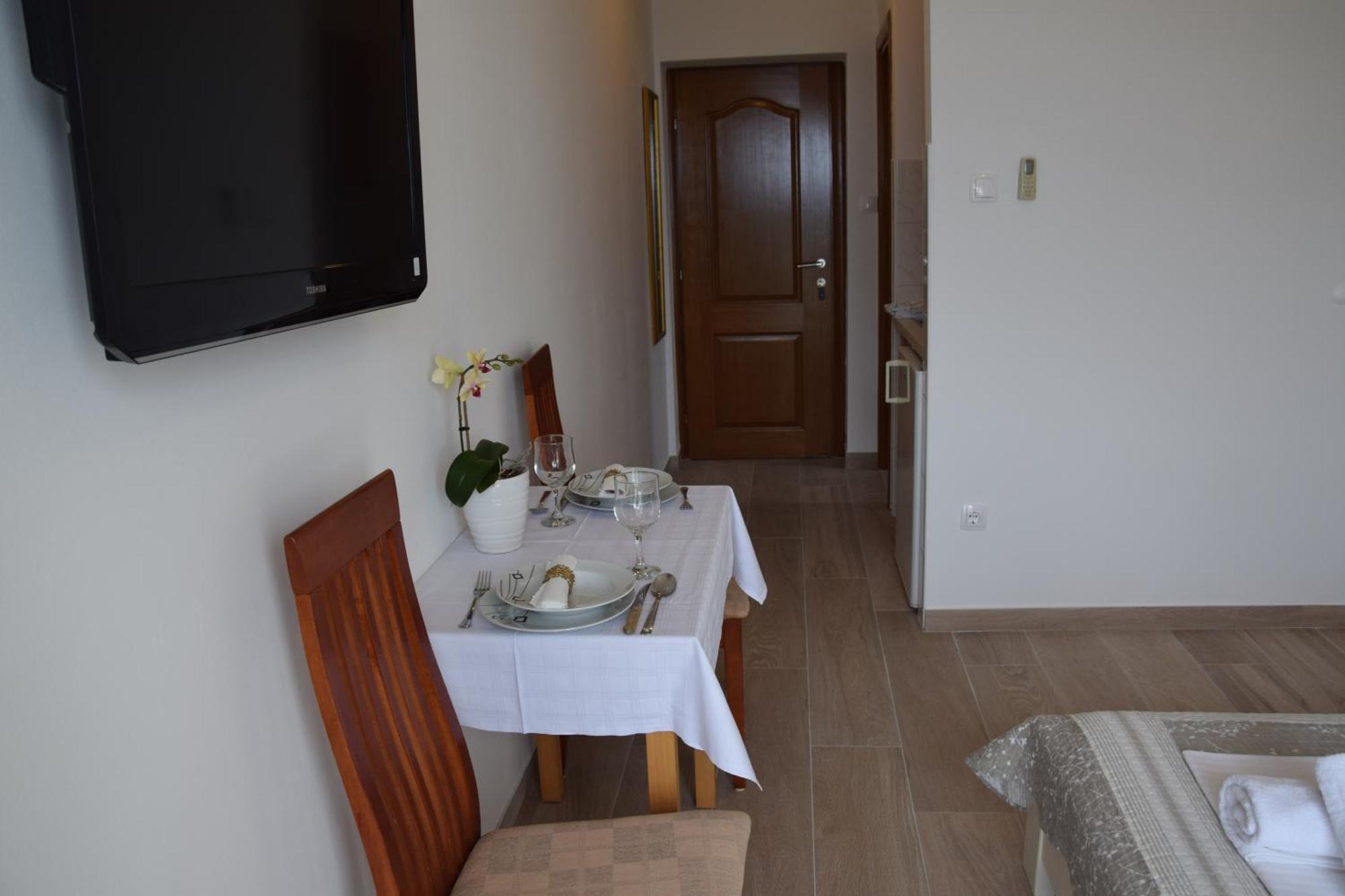 Apartments Saric Baška Voda Exterior foto
