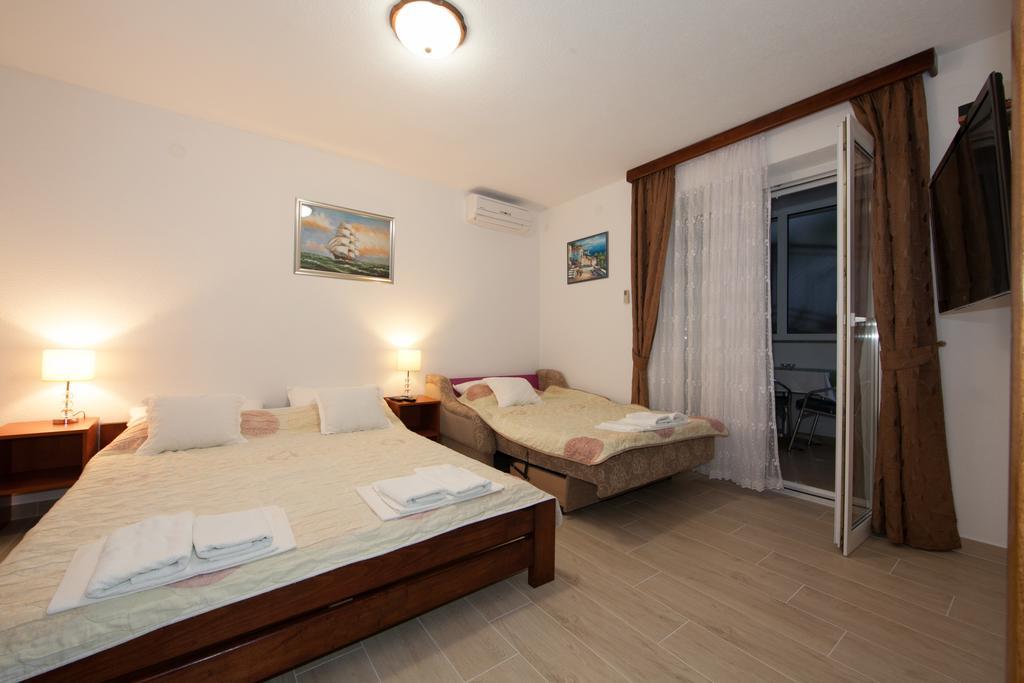 Apartments Saric Baška Voda Exterior foto